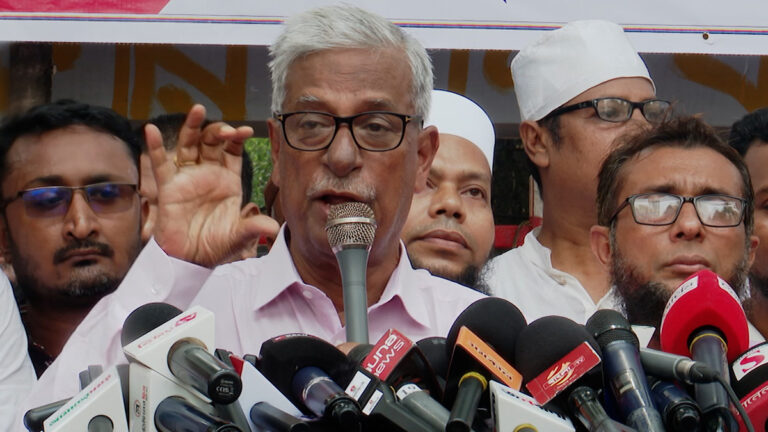 অন্তর্বর্তী সরকারকে অচল হিসেবে চিহ্নিত করার চক্রান্ত চলছে